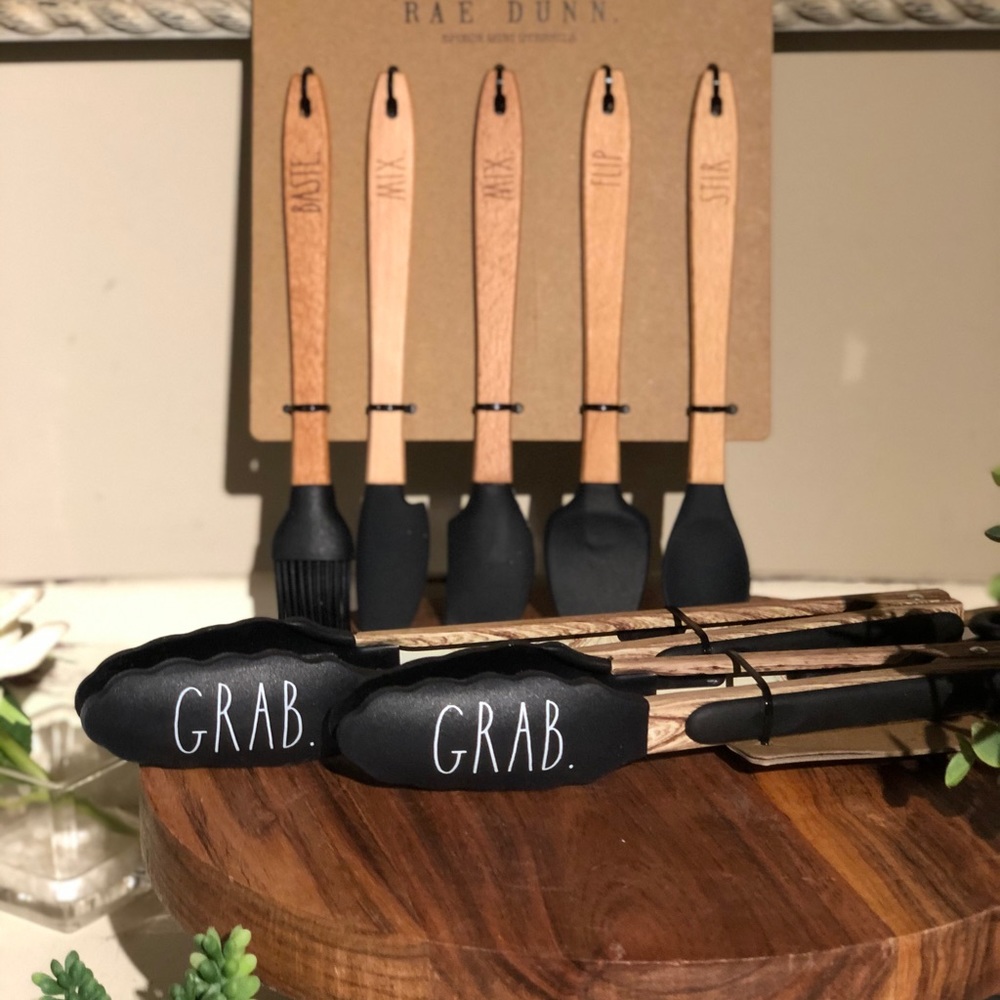 Rae Dunn Grab Tongs and small spatula set
